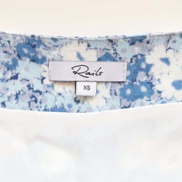 Rails Blue Floral Button Front V-neck Ruffle Hem Mini Dress Size XS - Picture 8 of 11